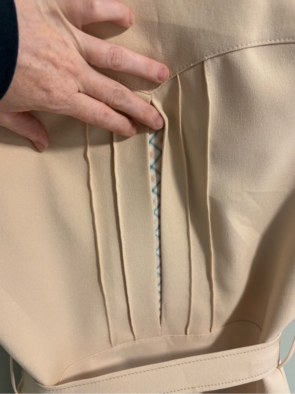 Vintage 1970s Lee Parker Skirt Suit - Picture 6 of 8